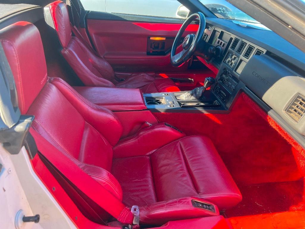 1987 CHEVROLET CORVETTE CONVERTIBLE