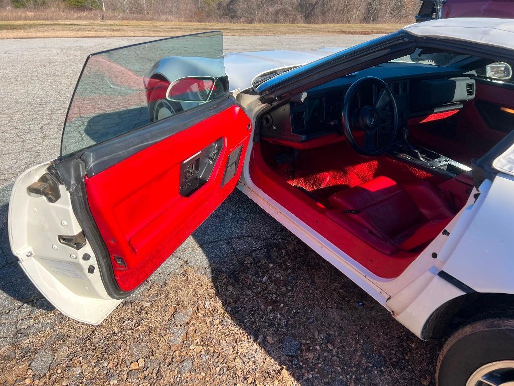 1987 CHEVROLET CORVETTE CONVERTIBLE