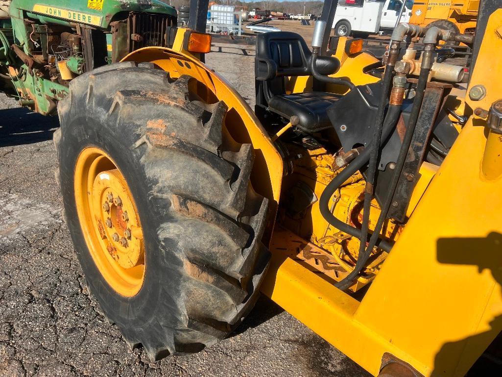 MASSEY FERGUSON 20F LOADER