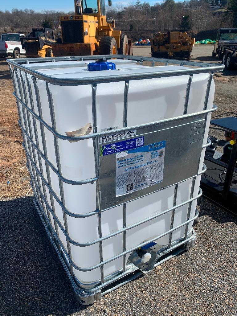 PLASTIC TOTE TANK 330 GALLONS