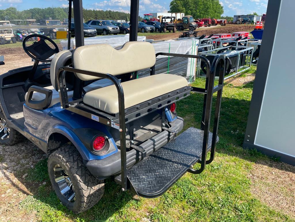 2013 YAMAHA GOLF CART W/CHARGER