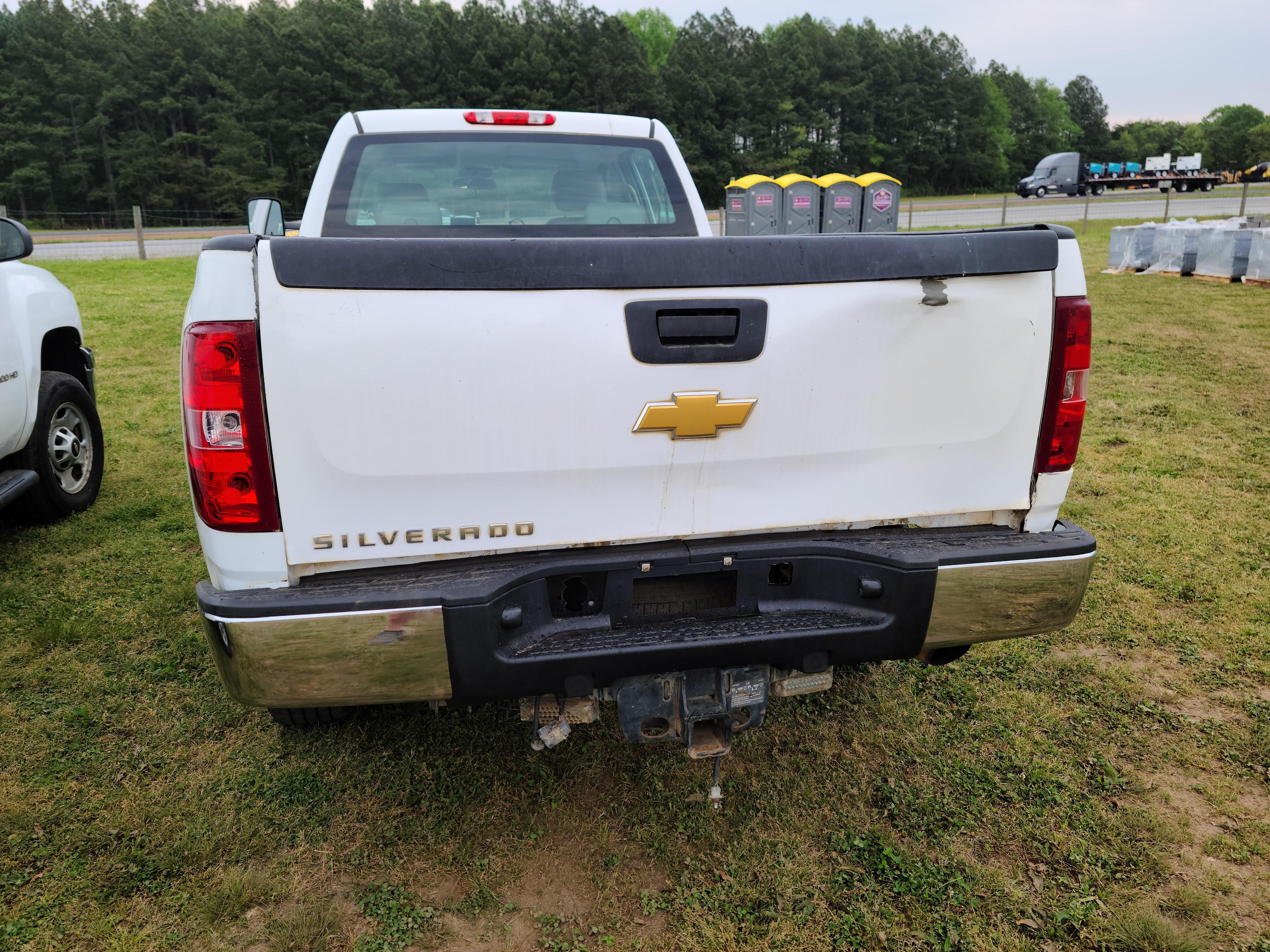 2014 CHEVROLET 2500 HD (AT, LONG BEAD, ODO DOES