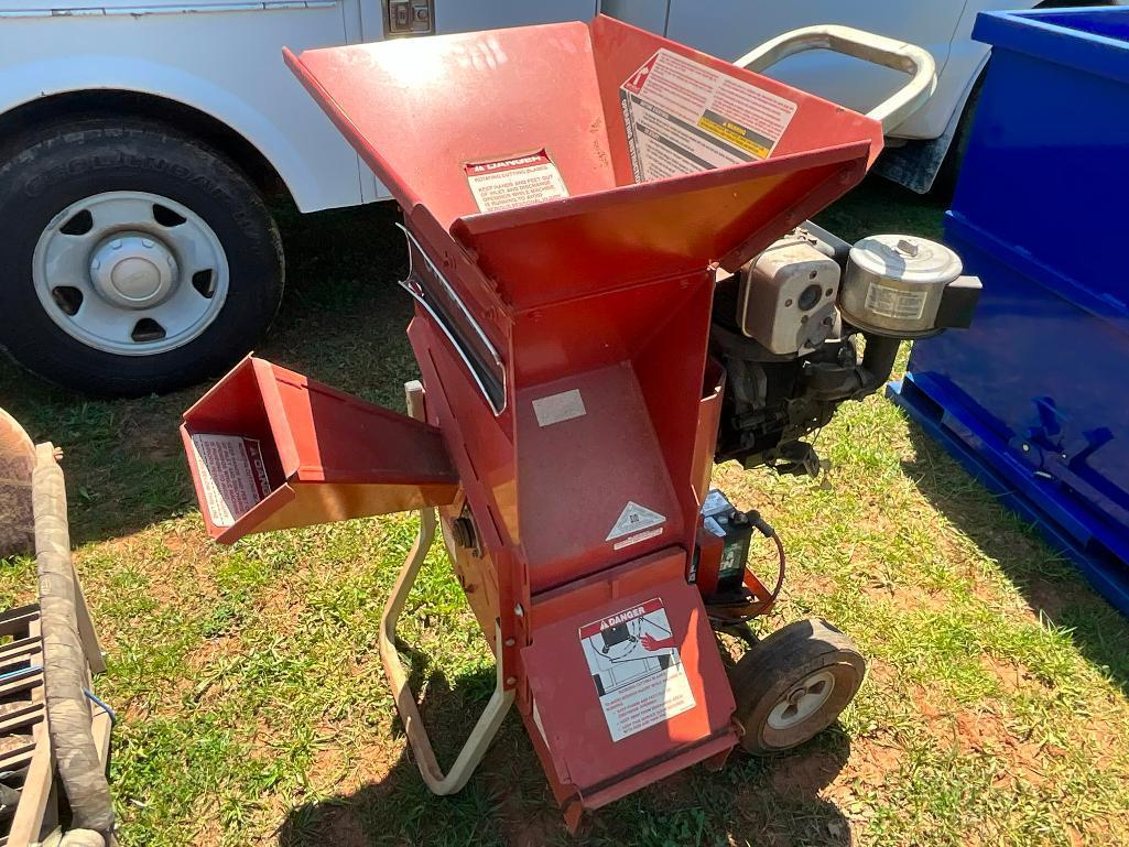 TROY BILT CHIPPER/SHREDDER