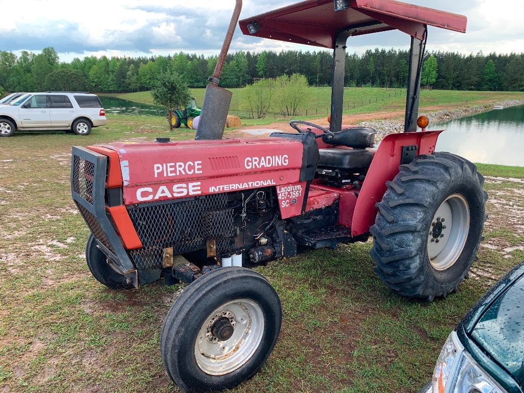 CASE INTERNATIONAL 685 TRACTOR (75HP, HRS-3719)