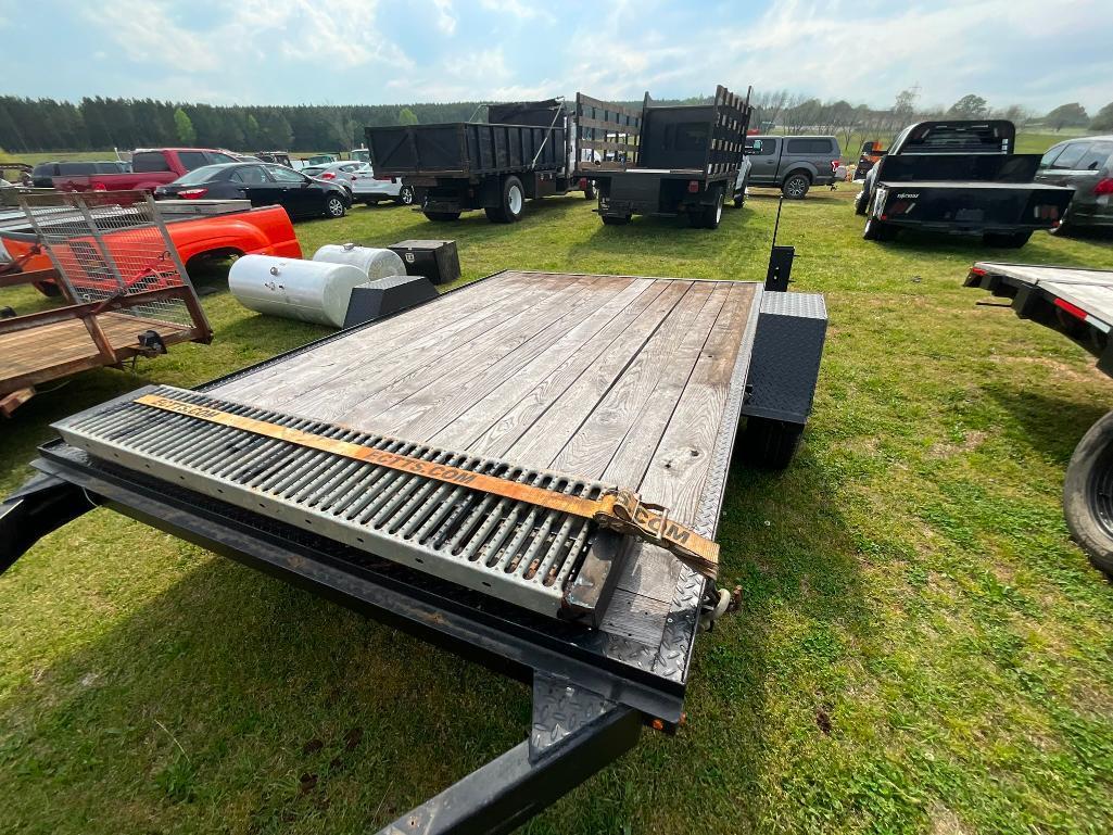 10' EQUUIPMENT TRAILER W/RAMPS (SA 80"W,