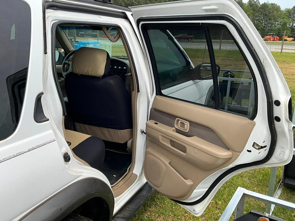 2000 NISSAN PATHFINDER (AT, 3.3L, MILES