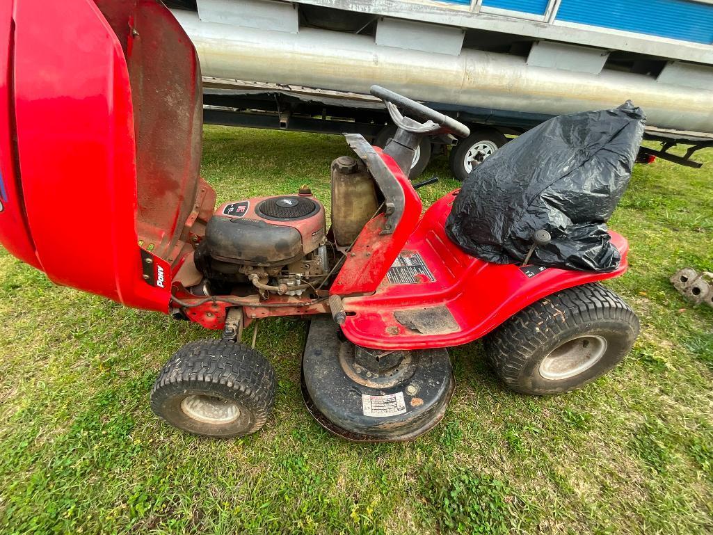 TROY BILT PONY RIDING LAWN MOWER (42" CUT, B&S