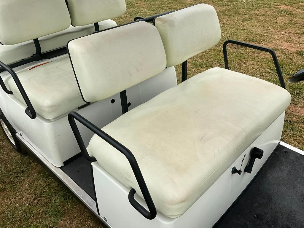 2005 Yamaha Gas Limo Golf Cart (model G22a)