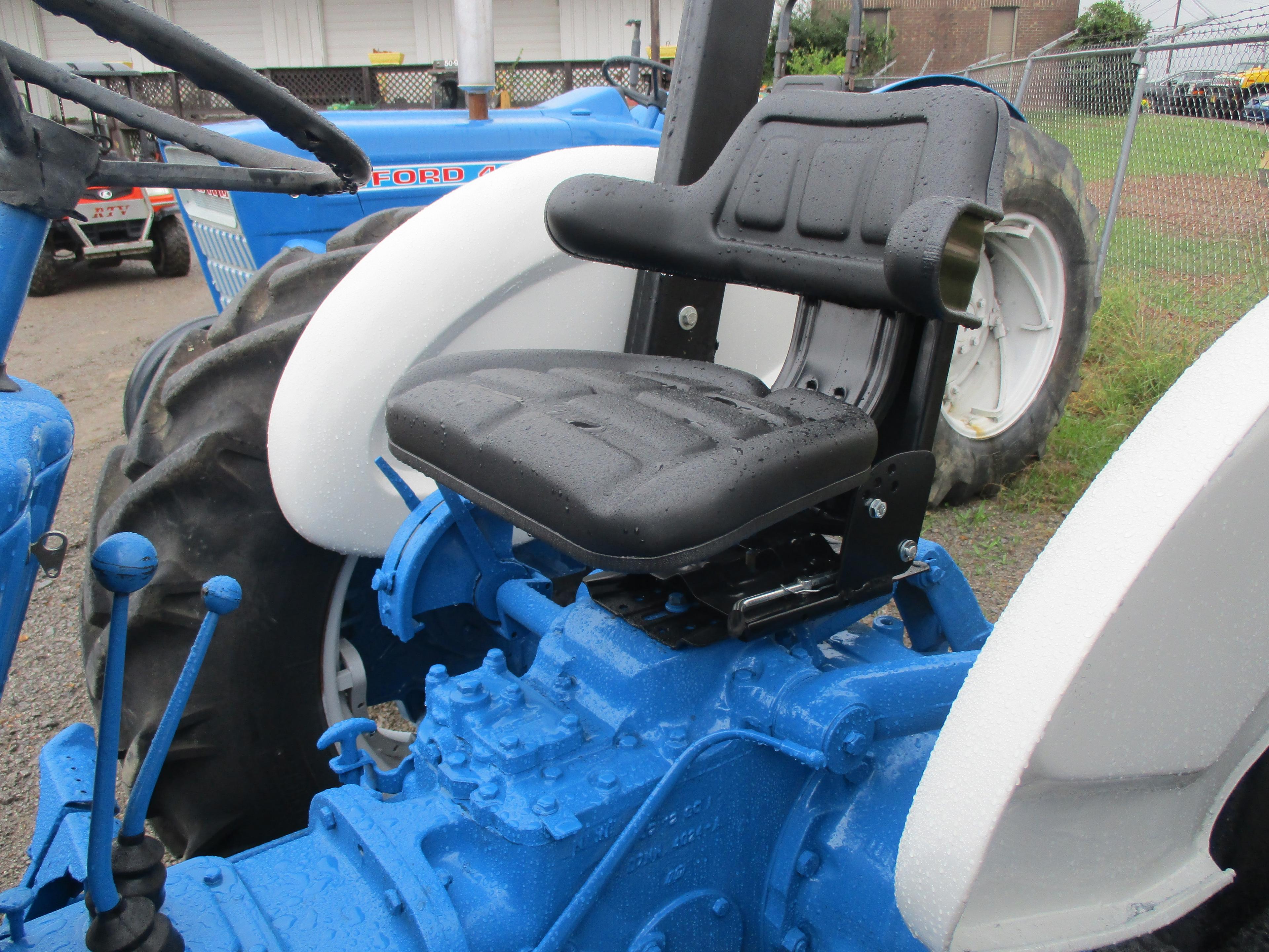 Ford 4600 Farm Tractor