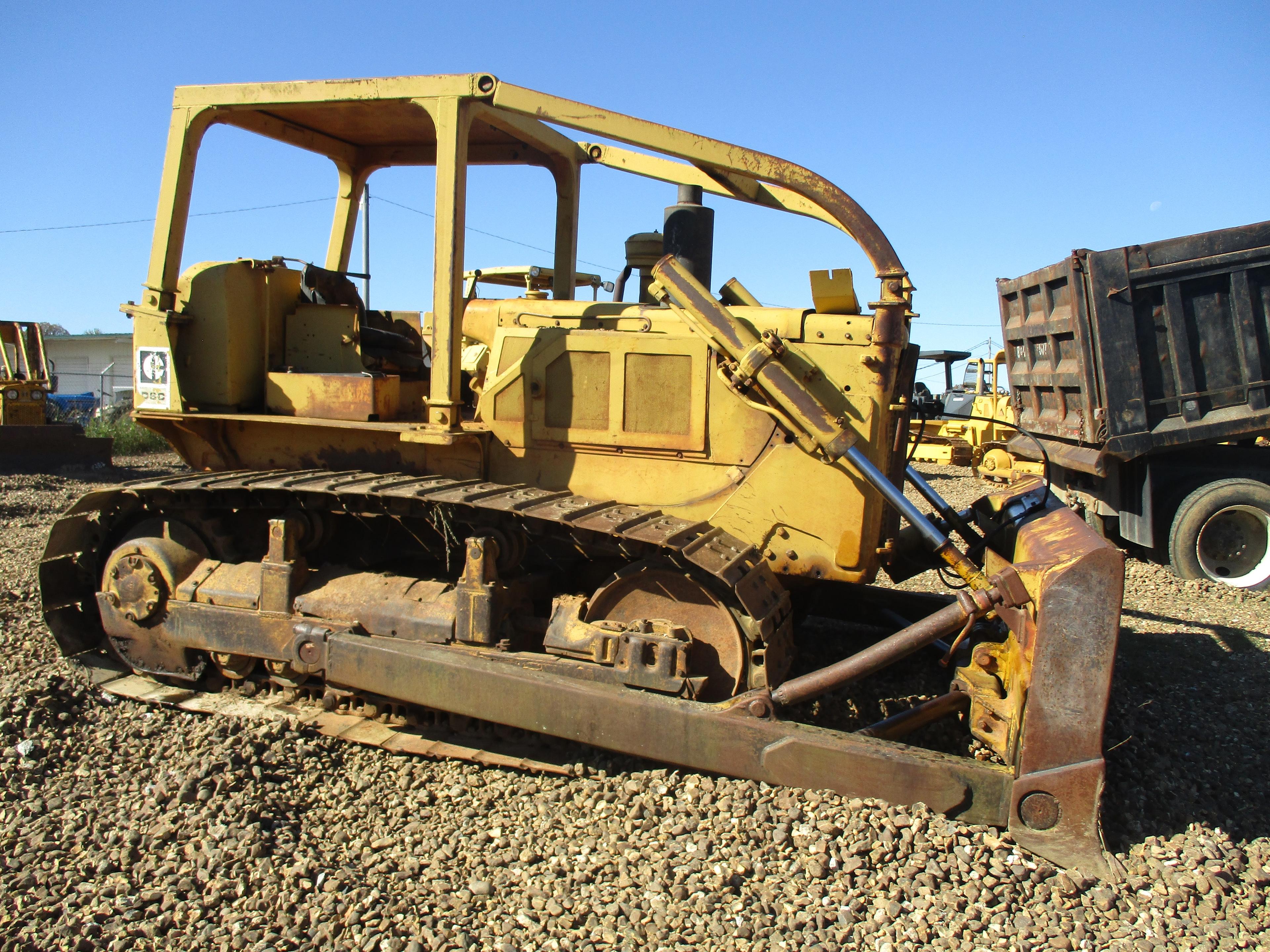 Caterpillar D6C Dozer