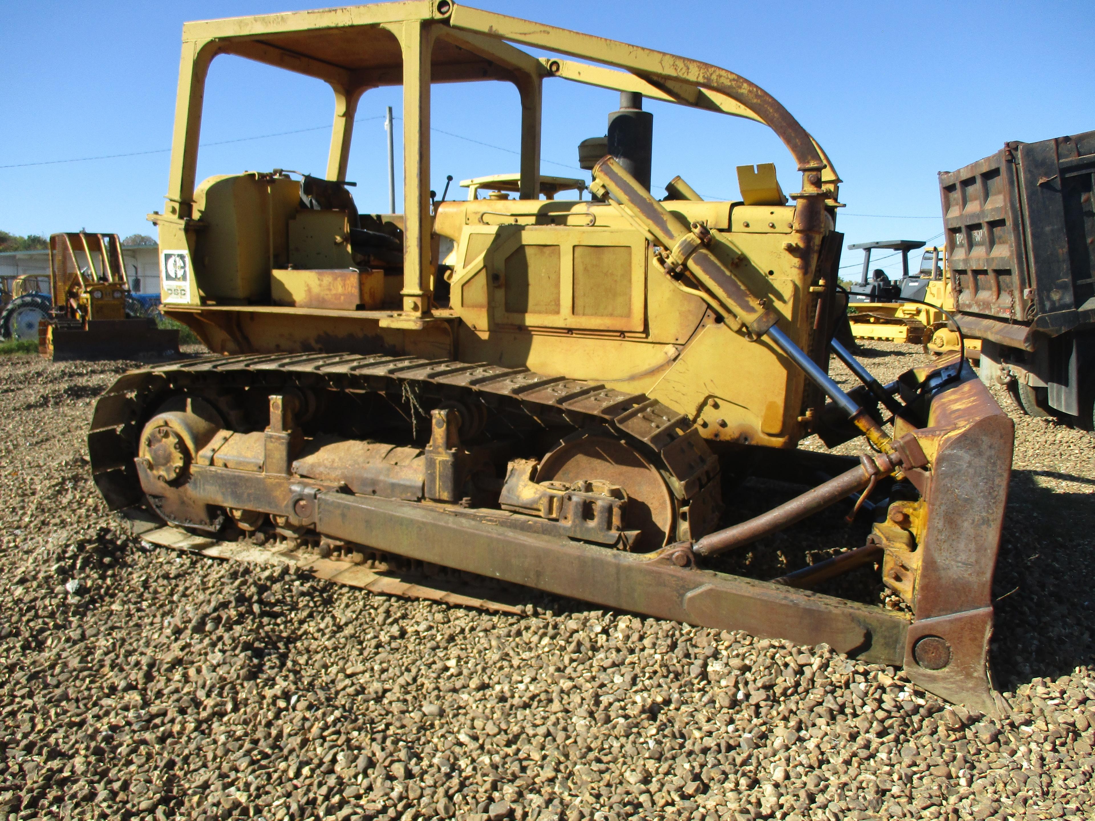 Caterpillar D6C Dozer