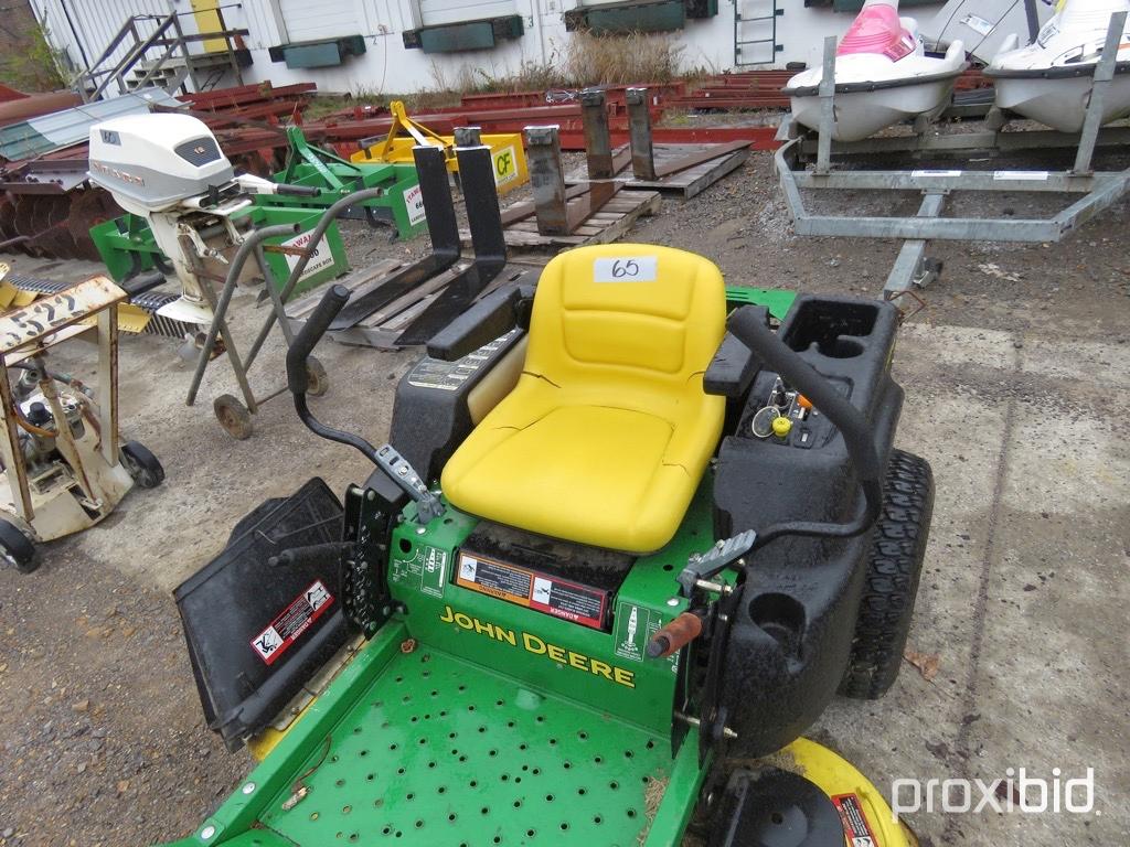 John Deere Z425 Zero-Turn Mower