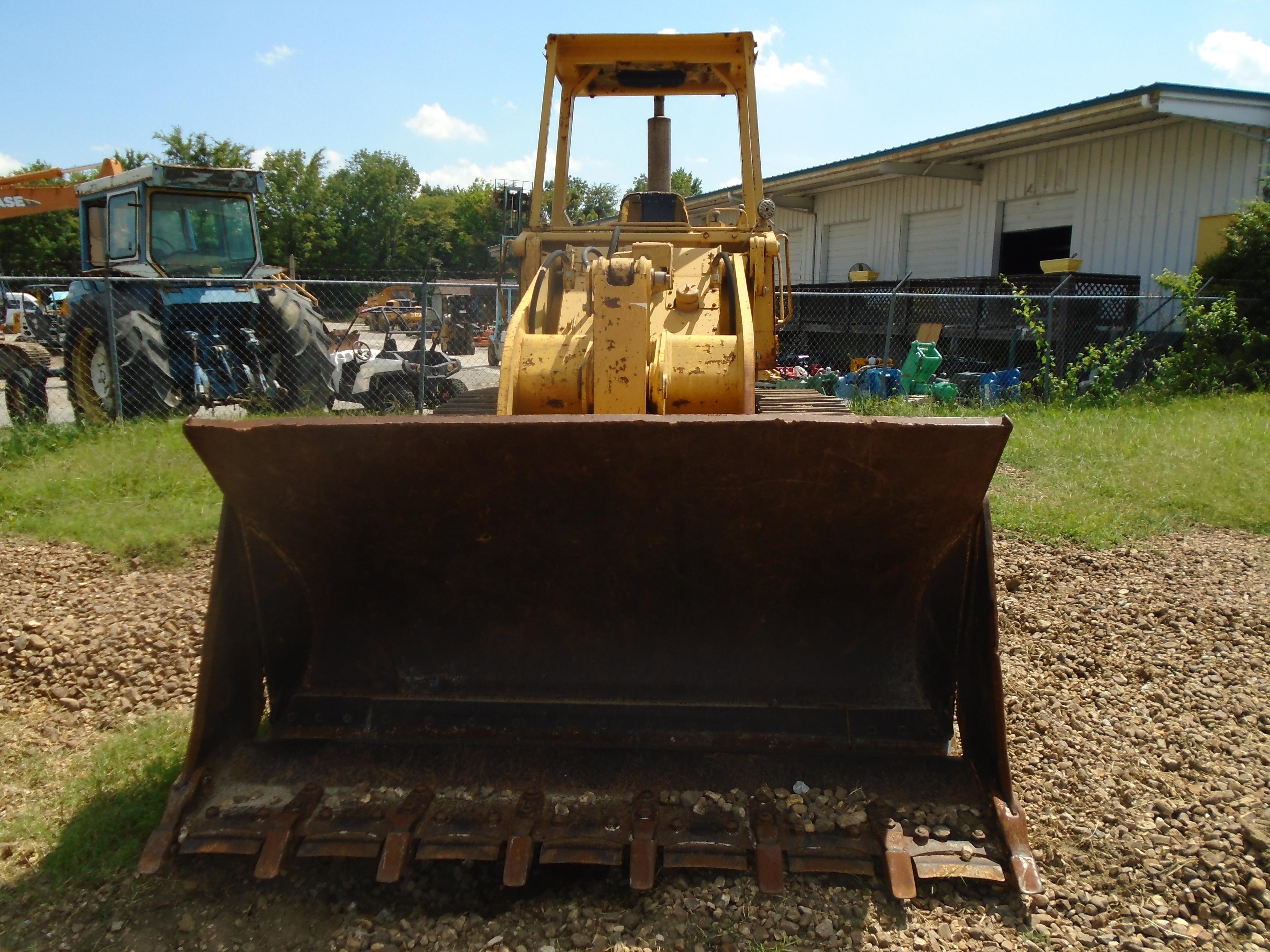 CAT 953 Crawler Loader