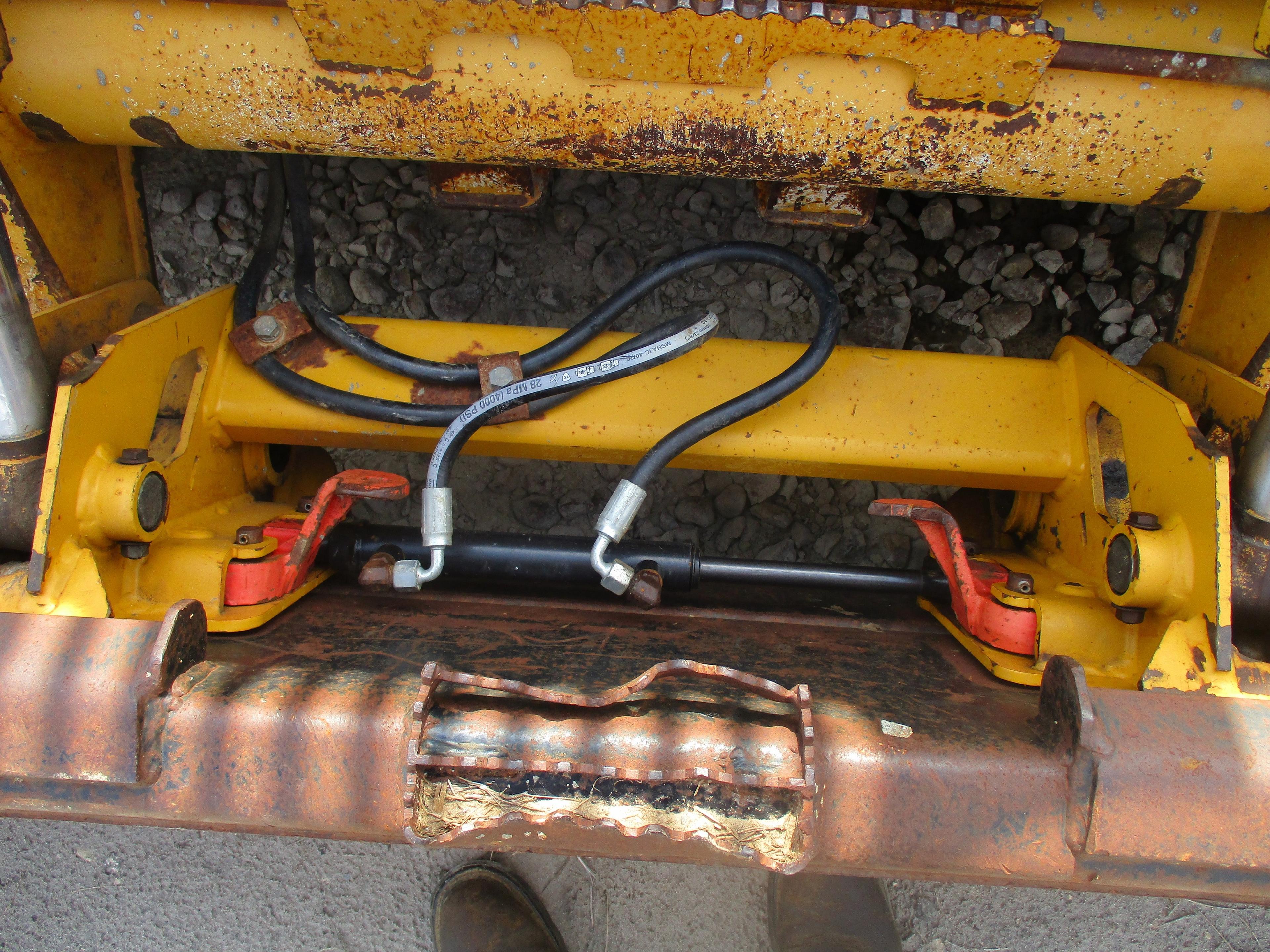 Deere 332CT Skid Steer