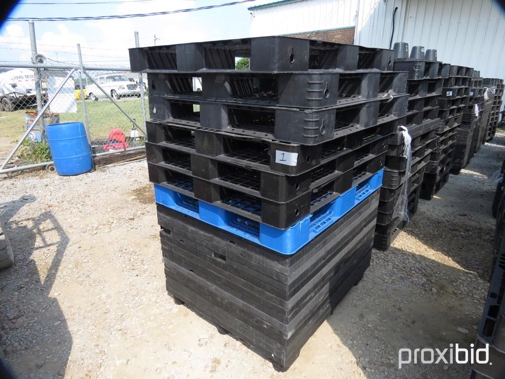 Plastic Pallets