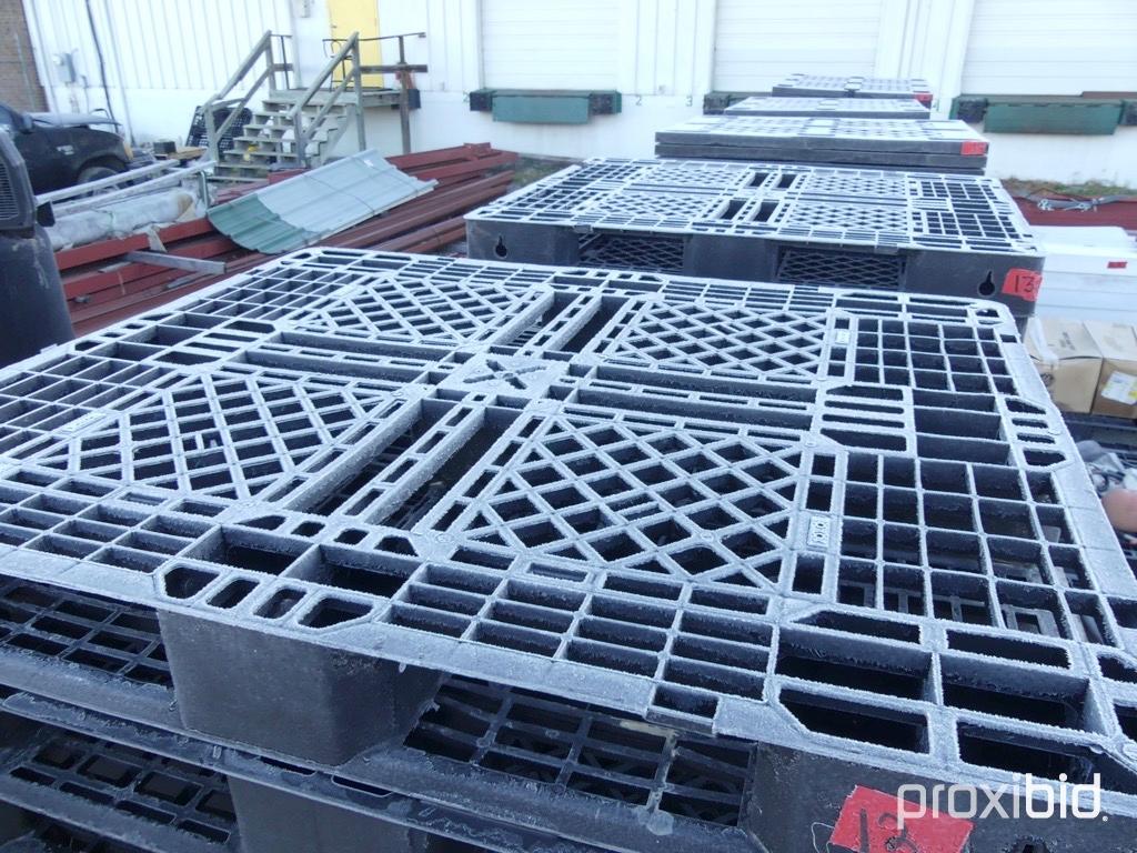 Plastic Pallets