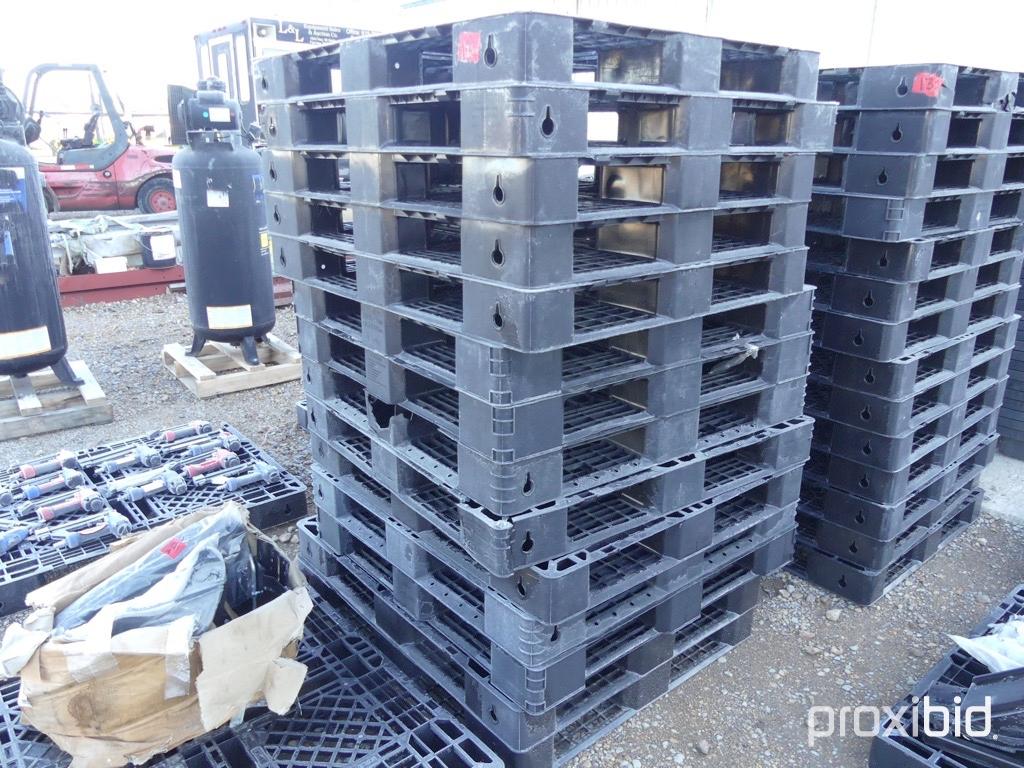 Plastic Pallets