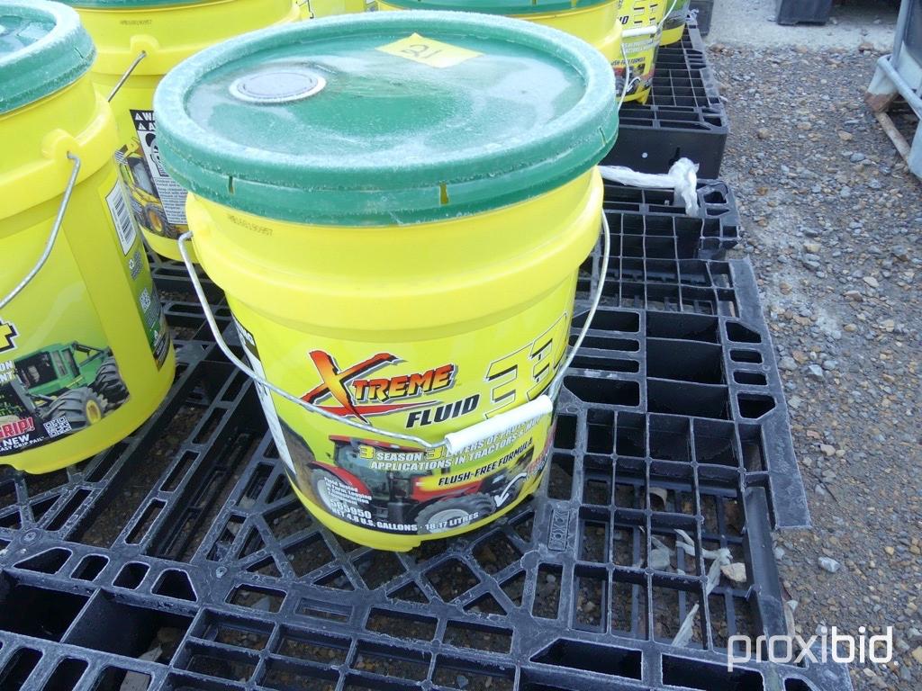 One - 5 Gallon Bucket Hydraulic Oil