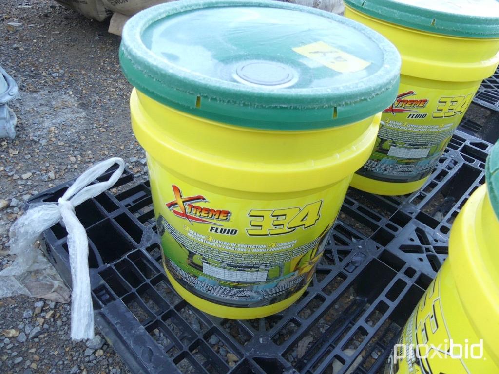 One - 5 Gallon Bucket Hydraulic Oil