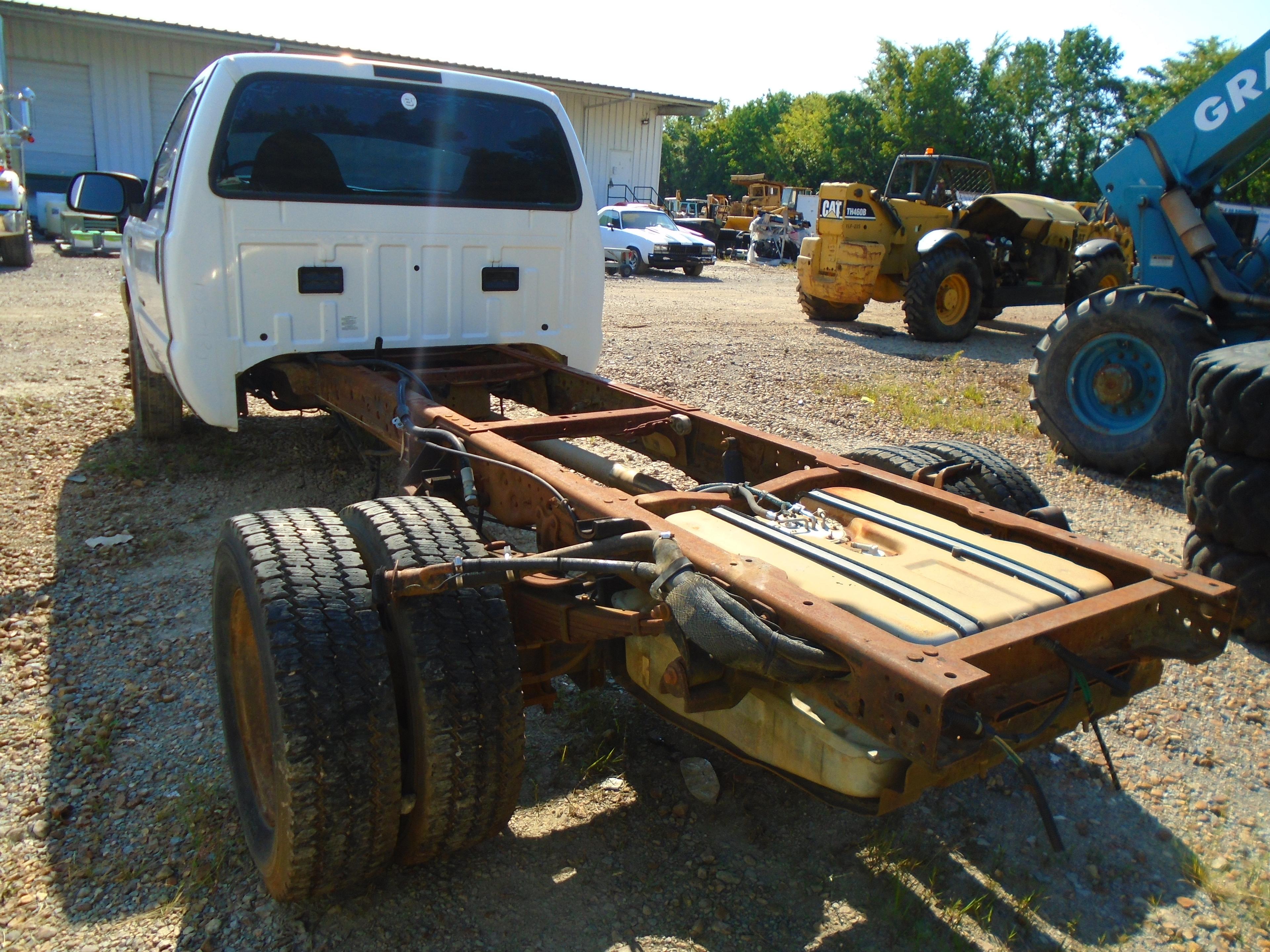 2002 Ford F550 Cab and Chassis