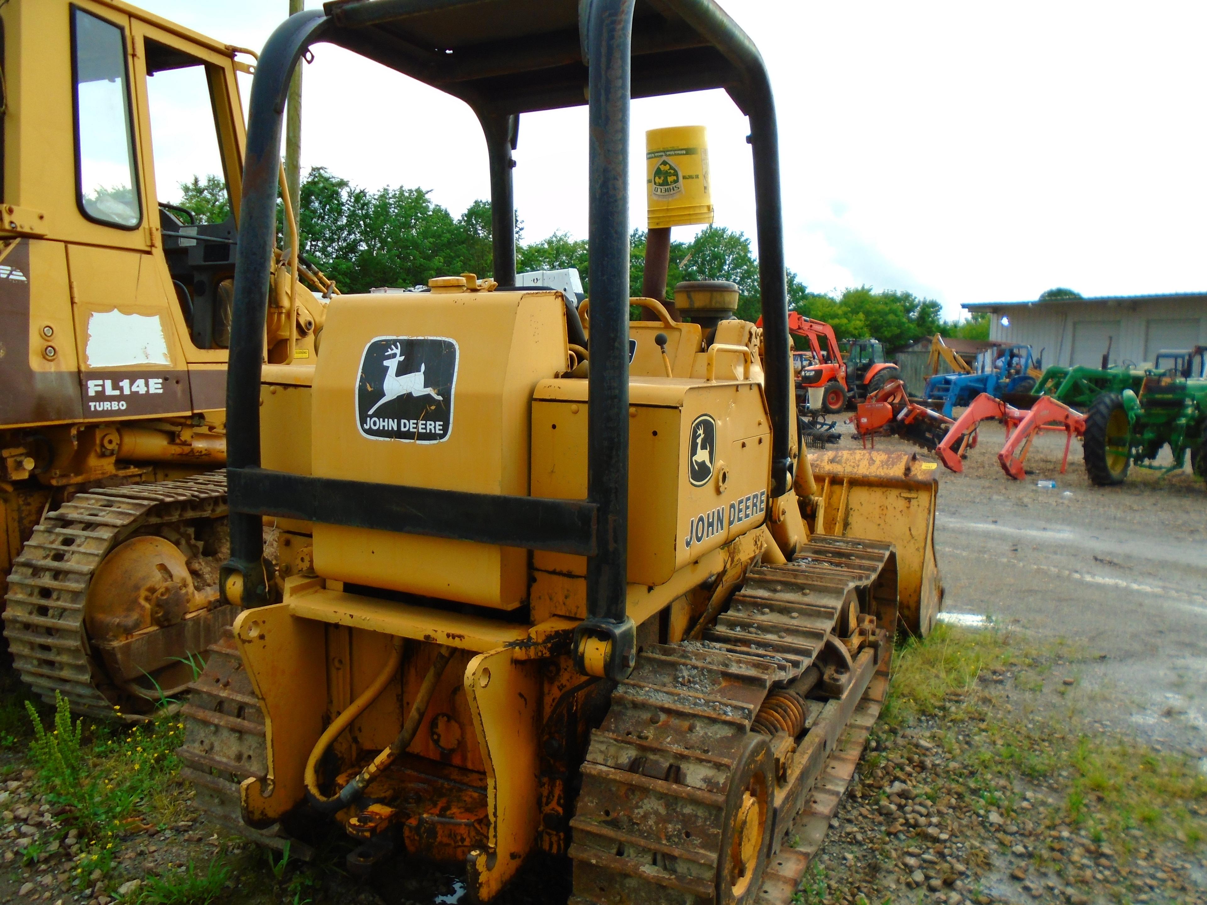 John Deere 550  Crawler Loader