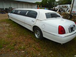 1998 Lincoln Town Car Limousine