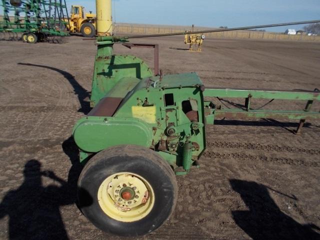 John Deere 38 Chopper