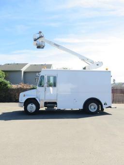 2005 FREIGHTLINER FS65 VAN W/SERSALIFT VST3300I MAN LIFT