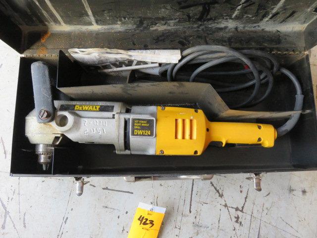 DEWALT 120V RIGHT ANGLE DRILL W/CASE