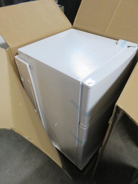 MIDEA WHD113FW1 2 DOOR MINI FRIDGE WHITE