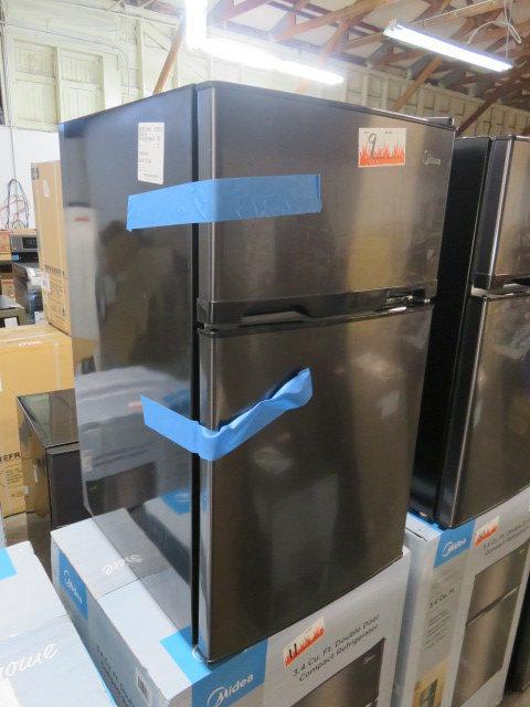 MIDEA WHD125FBS1 2 DOOR MINI FRIDGE 3.4 CF STAINLESS