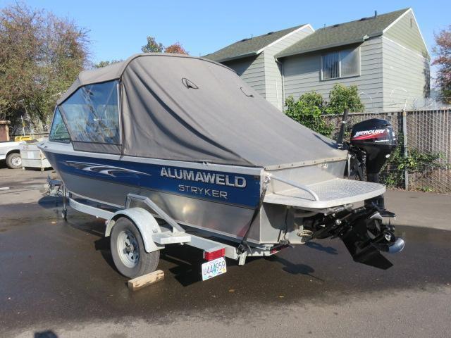 2007 ALUMAWELD STRYKER 19' ALUMINUM BOAT W/ SINGLE AXLE TRAILER