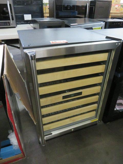 WINE FRIDGE BT VENOTEMP VT-50SBW NON-OP