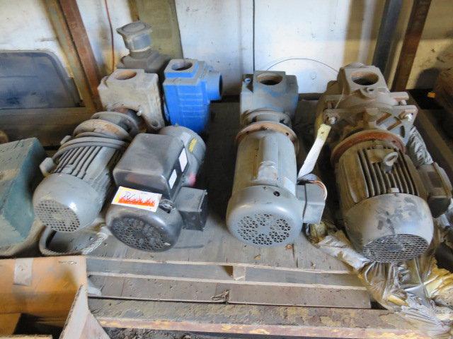 LOT OF ELECTRIC MOTORS FOR WATER PUMPS
