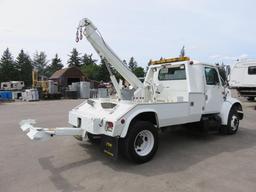 1999 INTERNATIONAL 4700 WHEEL LIFT TOW TRUCK