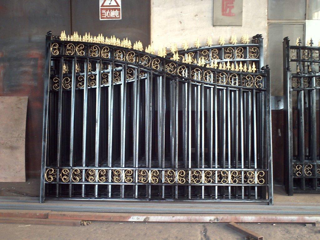 20' HEAVY DUTY BI-PARTING WROUGHT IRON DRIVEWAY GATE