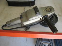 BLACK & DECKER 7'' DISC SANDER