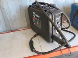 MILLER SUITCASE 12VS WIRE FEED WELDER