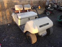 CLUB CAR GAS POWERED GOLD CART W/ STATIONARY UTILITY BED