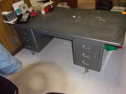 METAL DESK