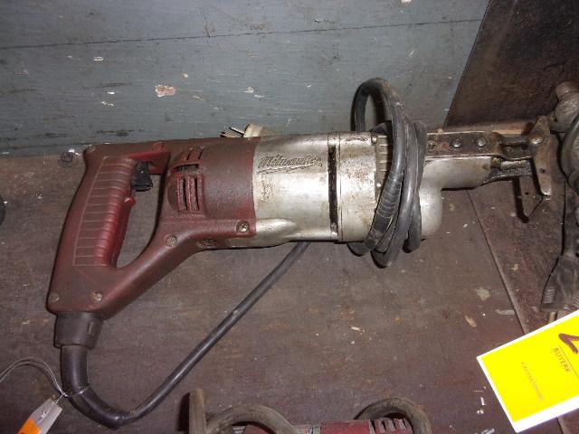 MILWAUKEE RECIPROCATING SAW