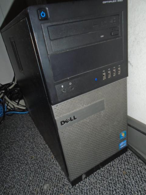 DELL DESKTOP COMPUTER W/MONITOR *PASSWORD UNKNOWN