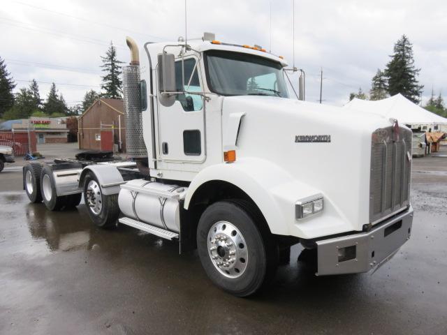 2008 KENWORTH T800 DAY CAB TRACTOR