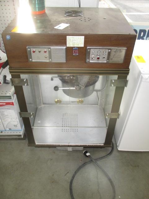 DELUXE CITATION POPCORN MACHINE