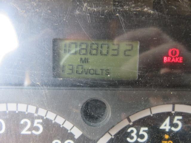 2009 FREIGHTLINER CASCADIA 125 OVER THE ROAD TRACTOR *BATTERIES ARE DEAD