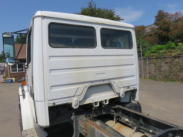 2004 FREIGHTLINER FL60 CAB & CHASSIS