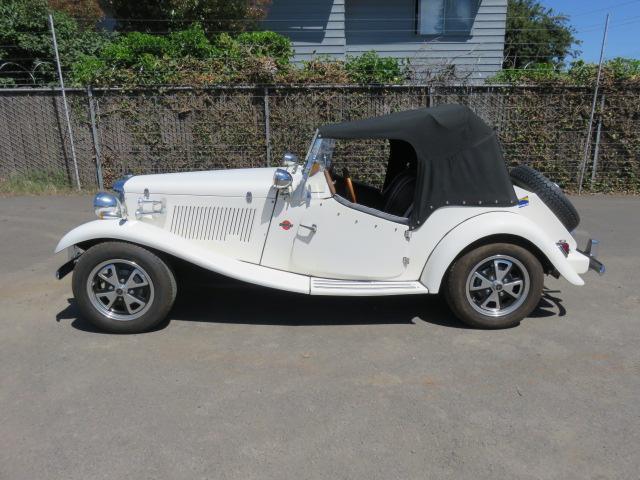 1985 MG TD FIBERFAB INTERNATIONAL 1952 REPLICA