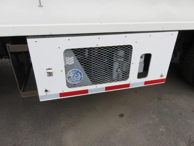 2008 INTERNATIONAL DURASTAR 4300 24' REFRIGERATED BOX TRUCK