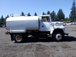 1995 FORD L8000 2000 GALLON WATER TRUCK