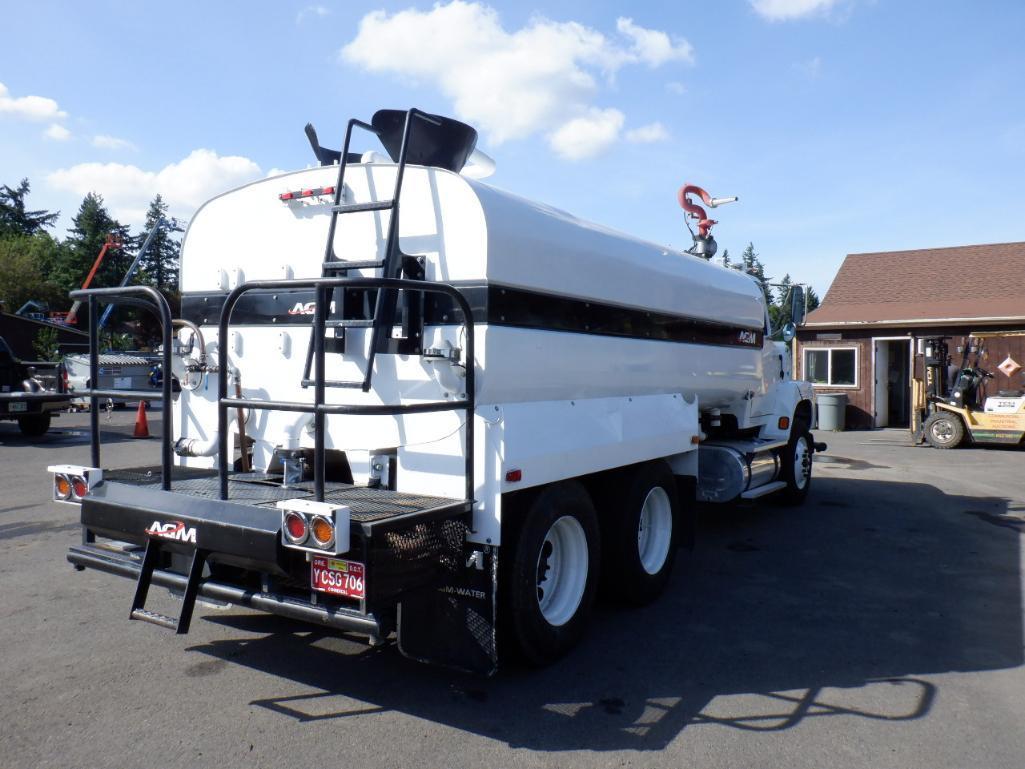 1995 FORD L9000 4000 GALLON WATER TRUCK